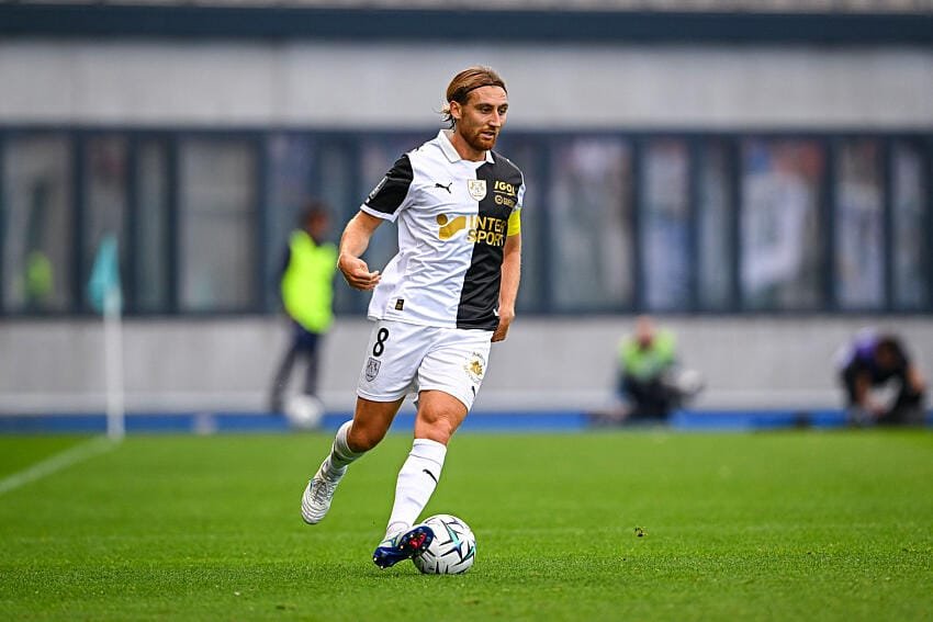 Amiens SC Victor Lobry