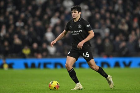 Elu joueur du mois, Abdukodir Khusanov (RC Lens) crève l’écran avec Manchester City Abdukodir Khusanov Manchester City